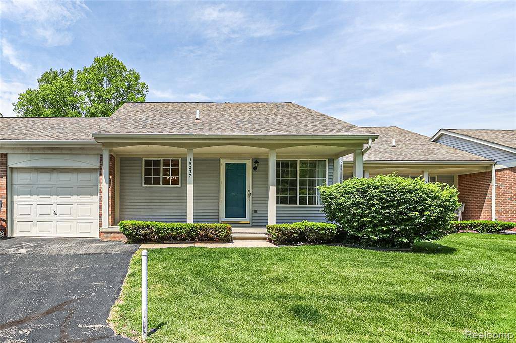 19227 Mandarin Drive, Roseville, MI 48066 1022