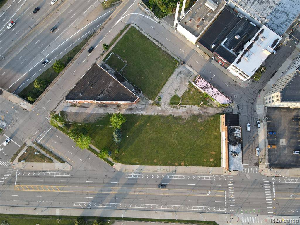 2421 3rd Street, Highland Park, MI 48201