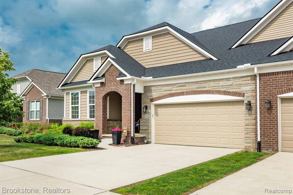 Ann Arbor, MI 48108 8677,586 Ivyland Street