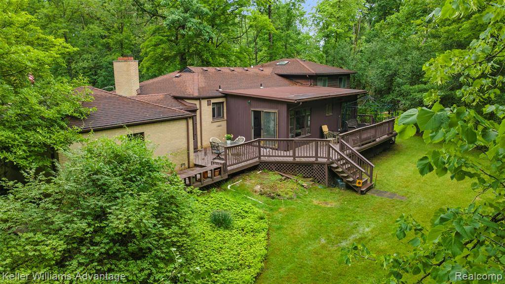 Southfield, MI 48034 1339,29866 Woodland Drive