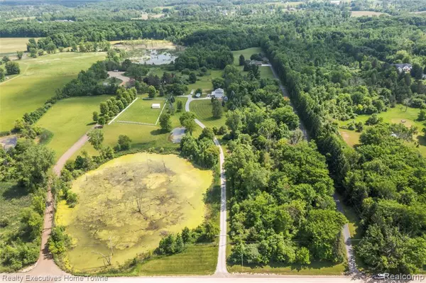 Atlas, MI 48439 7418,7380 Burpee Road