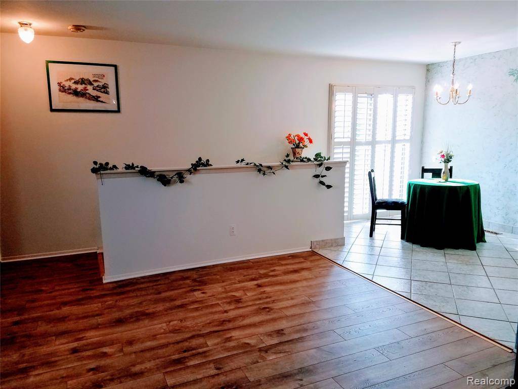 New Baltimore, MI 48047 4654,50102 S Benny Court