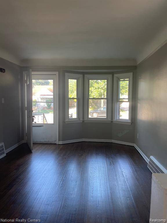 3547 Harding Street, Dearborn, MI 48124