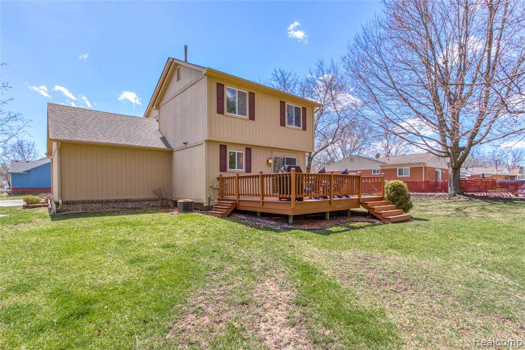 Romulus, MI 48154 3867,28750 Bayberry Court