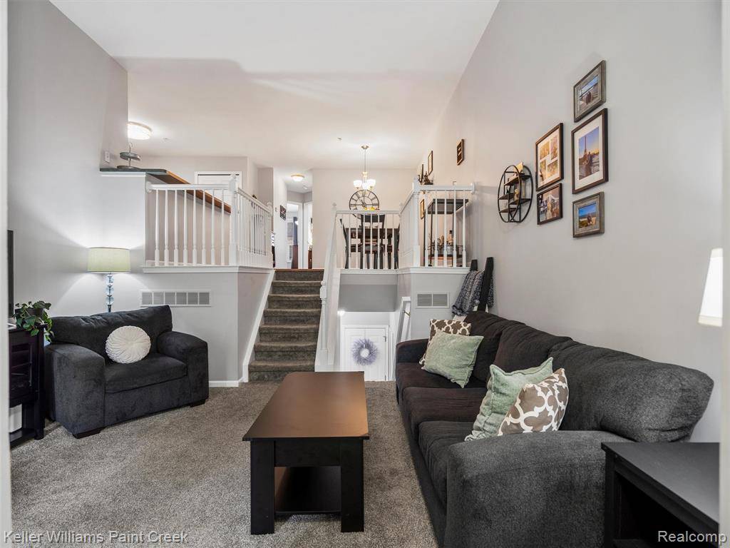 Auburn Hills, MI 48326 3054,3991 Forester Boulevard