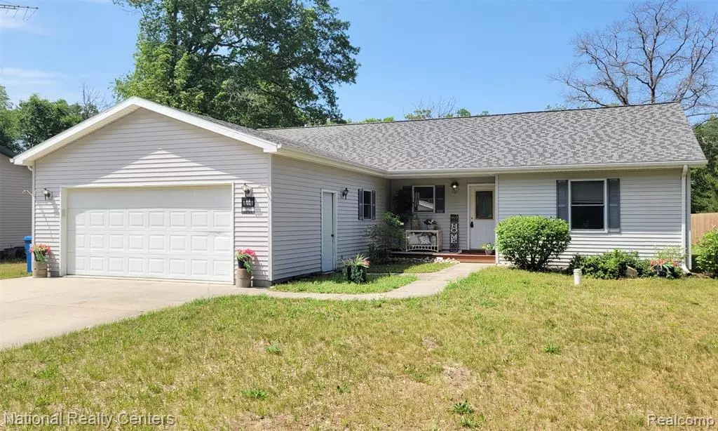 Houghton Lake, MI 48629 7510,1621 Goldenrod Drive