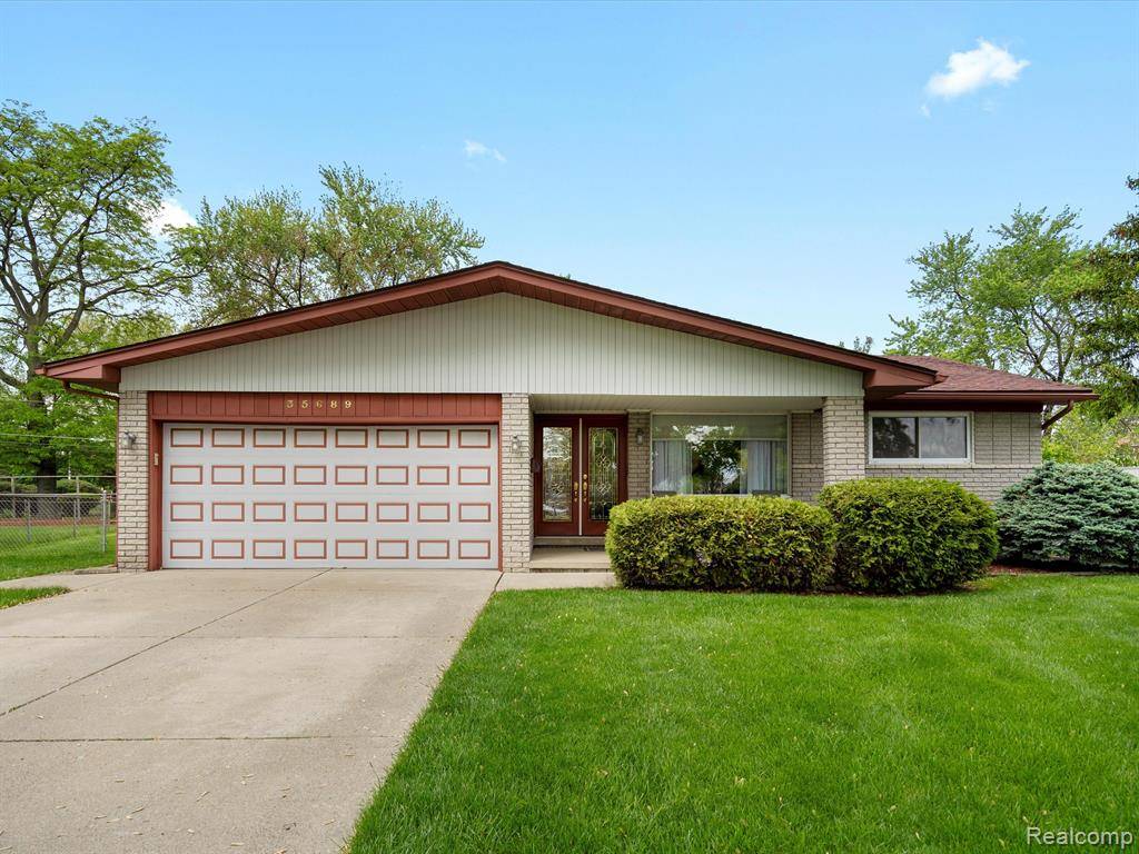35689 Tina Drive, Sterling Heights, MI 48310 5030