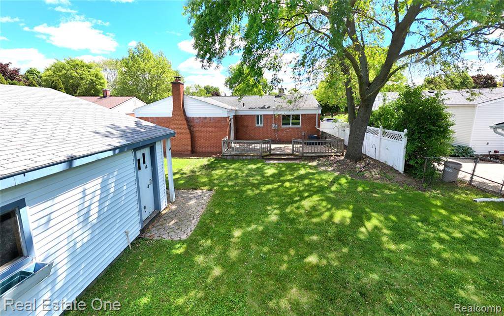 Troy, MI 48083 6405,2809 Sparta Drive