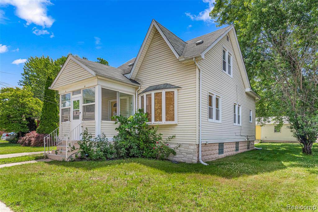 23901 Lloyd Court, Dearborn, MI 48124 2505