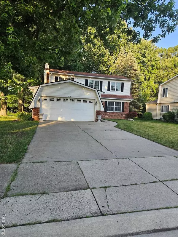 Troy, MI 48083 5107,3976 Bristol Drive