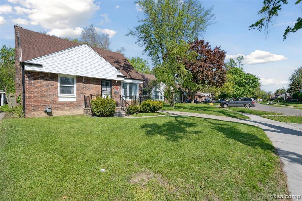 18625 Codding Street, Detroit, MI 48219 2214