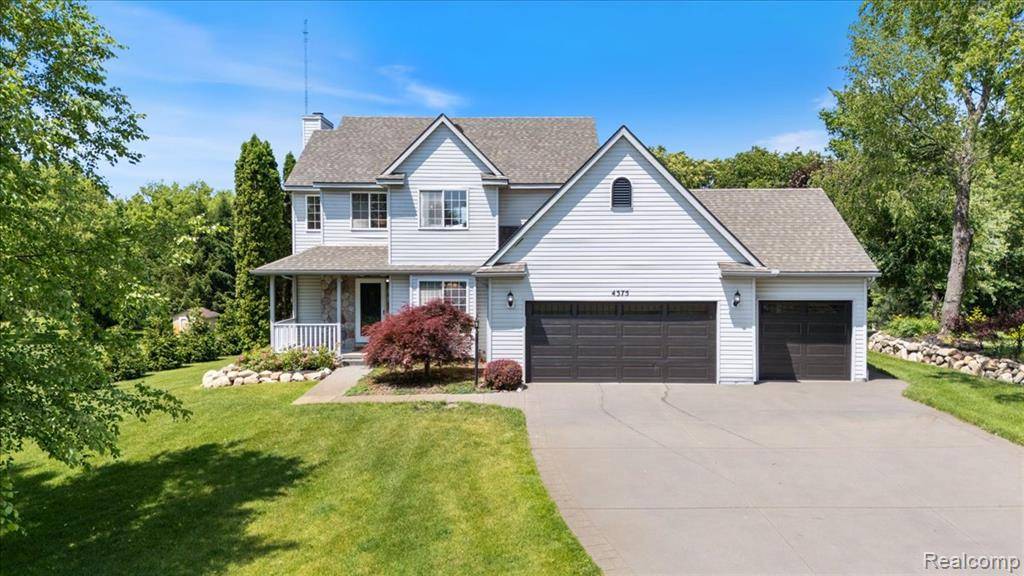 4375 Laura Lane, White Lake, MI 48383 1691