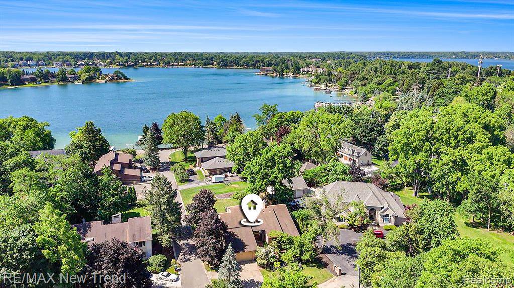 3234 Pine Lake Road, West Bloomfield, MI 48324 1951