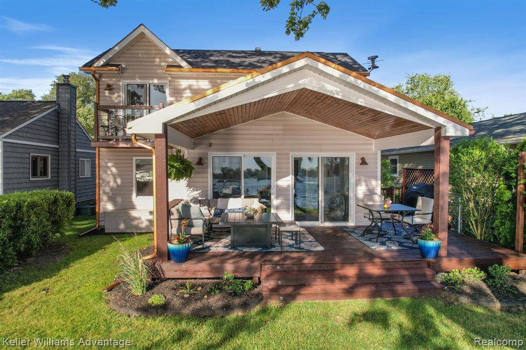 4253 Hunters Drive, Highland, MI 48356 1933