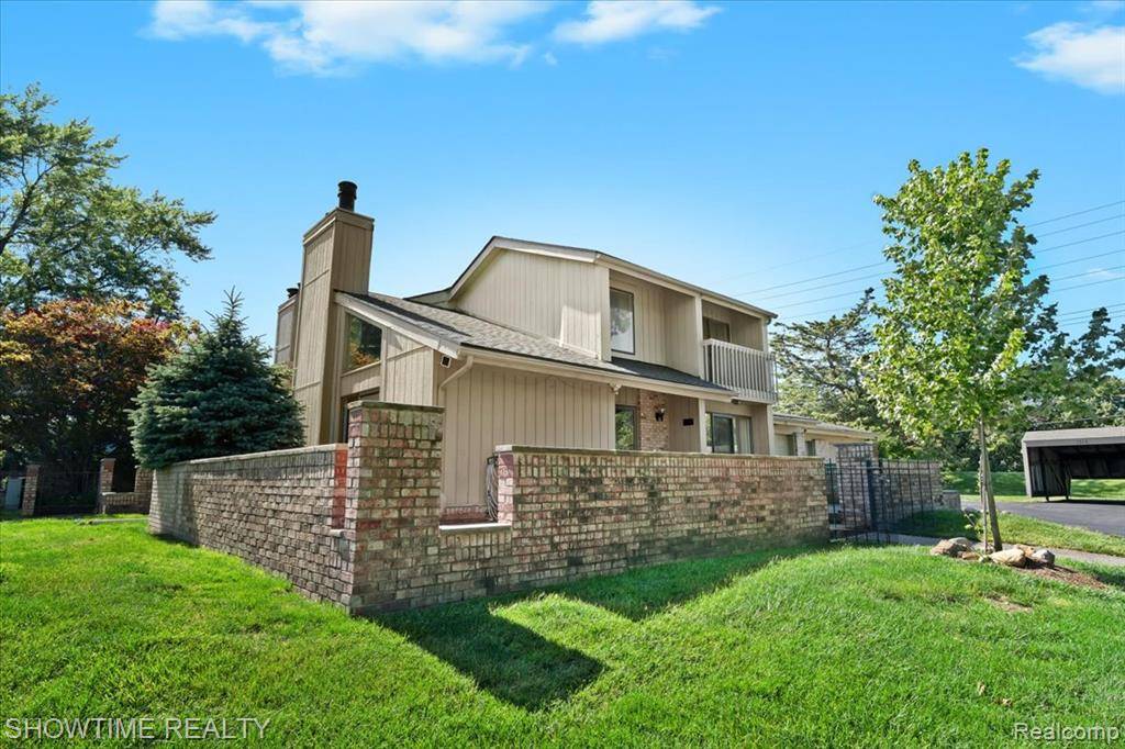 Bloomfield Hills, MI 48304 1124,1511 S Hill Boulevard