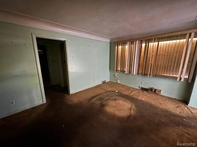 Detroit, MI 48235 3011,18460 Ferguson Street