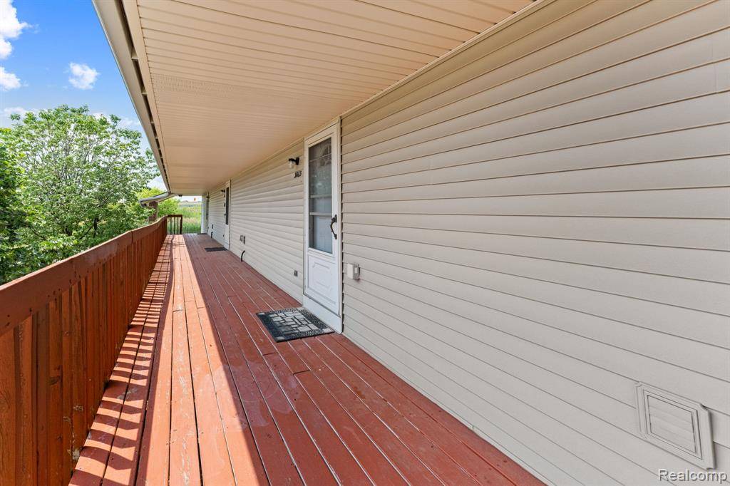 31663 Nardelli Lane, Roseville, MI 48066 5410