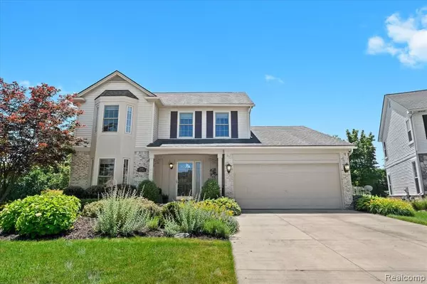 South Lyon, MI 48178 5300,1183 Colt Drive