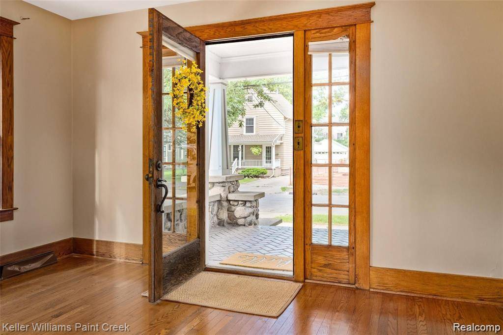 Rochester Hills, MI 48307 1926,324 Oak Street
