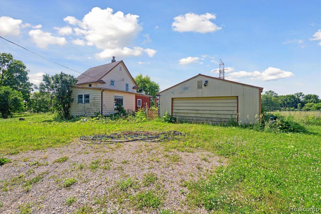 Davison, MI 48423 9118,3172 S Washburn Road