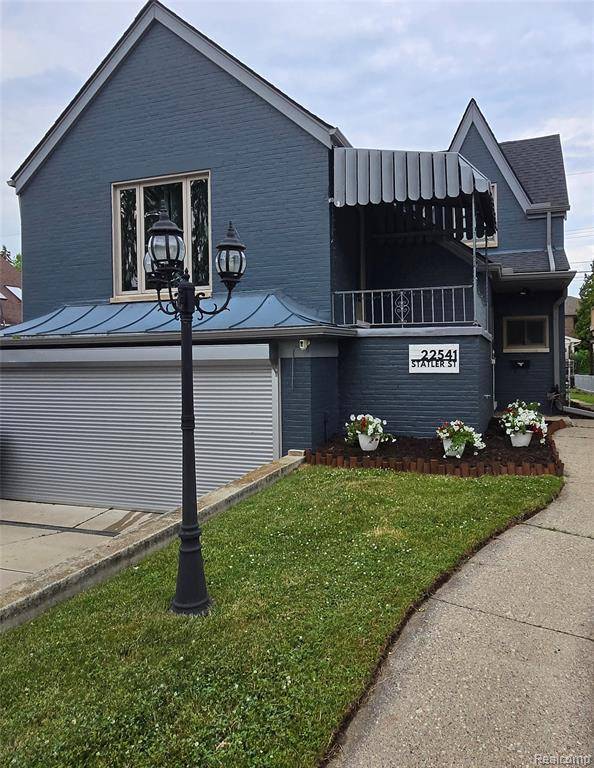 22541 Statler Street, Saint Clair Shores, MI 48081