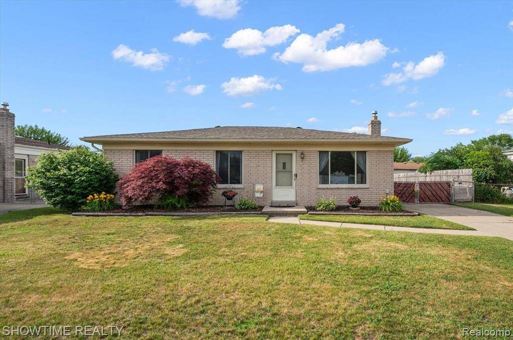 12135 Ontario Drive, Sterling Heights, MI 48313 1617