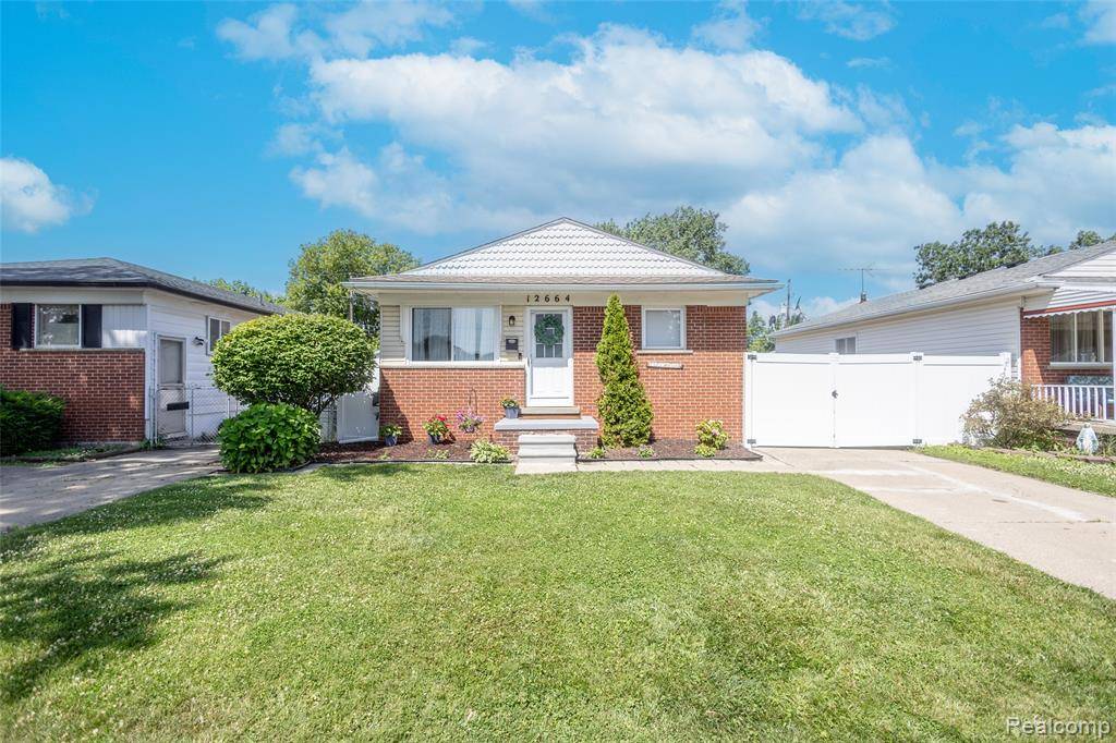 12664 Hipp Street, Taylor, MI 48180 4305