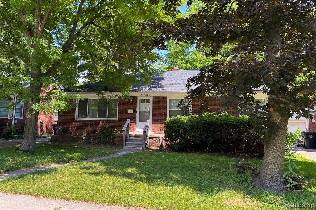 Oak Park, MI 48237 2204,23480 Norwood Street