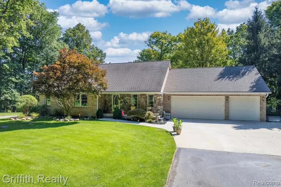 2385 Corlett Road, Brighton, MI 48114 8101