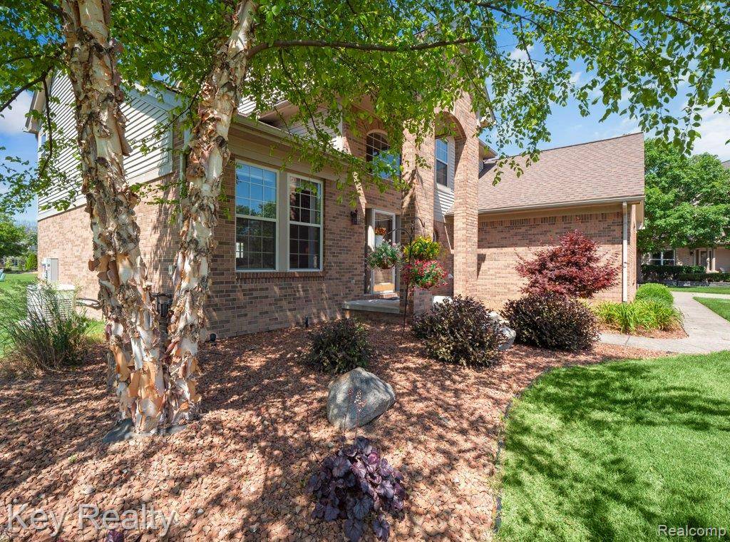 Canton, MI 48187 4667,1345 Kennebec Court