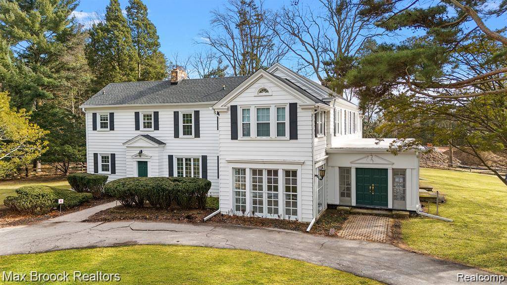 1200 Orchard Ridge Road, Bloomfield Hills, MI 48304 2645