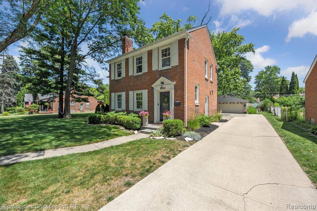 Livonia, MI 48150 2873,9824 Arden Street