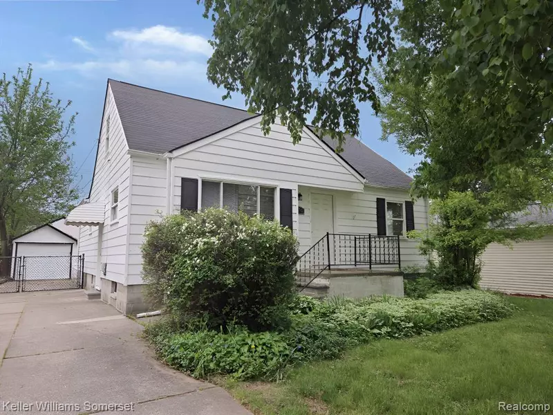 174 Hickory Drive, Troy, MI 48083 1618
