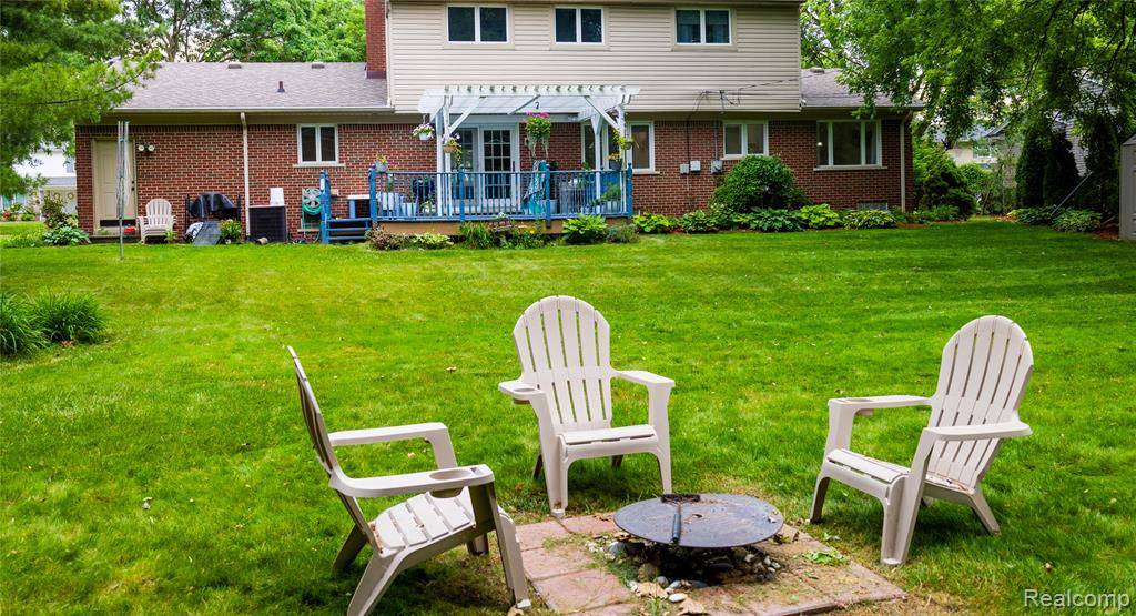 Livonia, MI 48152,18717 Levan Road