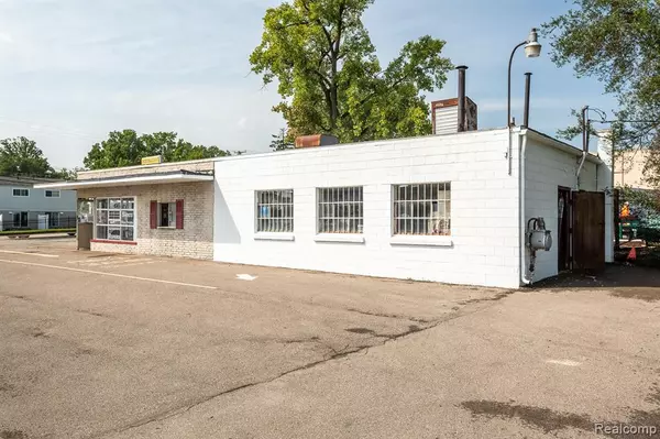737 AUBURN Avenue, Pontiac, MI 48342 3306
