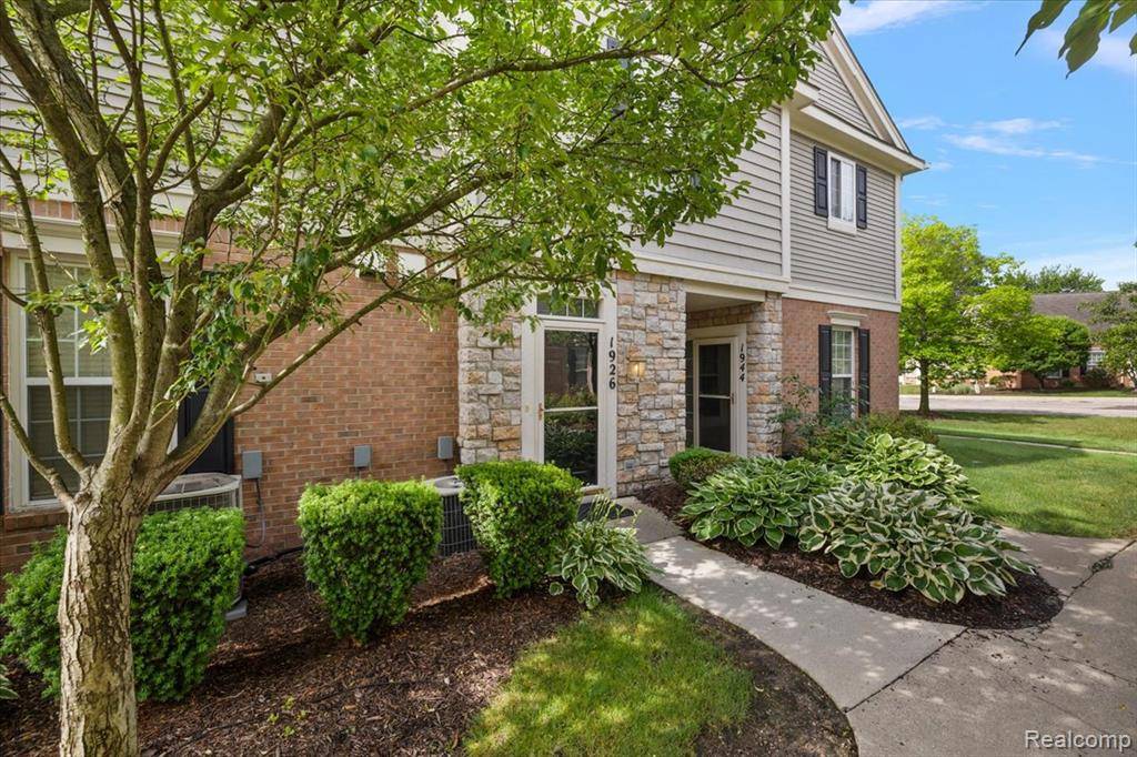 Canton, MI 48188 2249,1926 Cedar Valley Drive