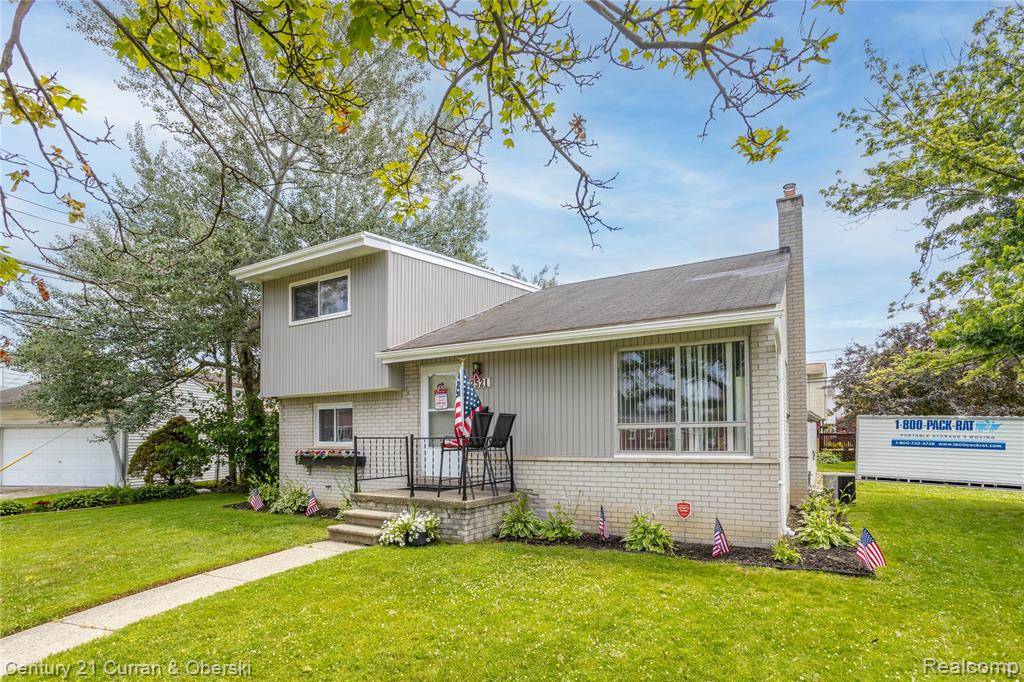 Garden City, MI 48135 1645,32521 Dover Street