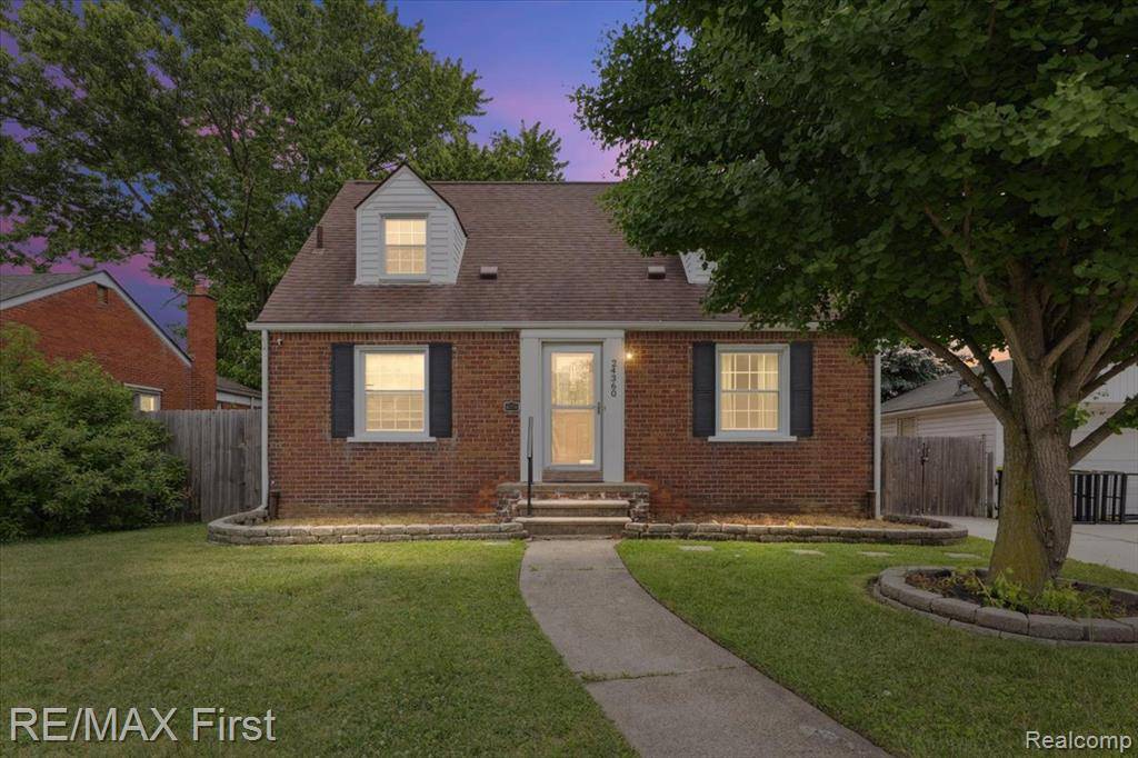 Eastpointe, MI 48021 1064,24360 Grove Avenue