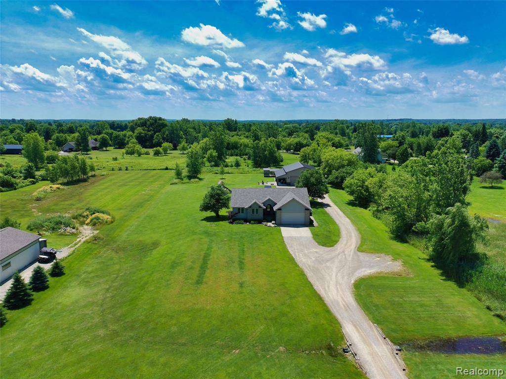 5522 Newark Road, Imlay City, MI 48444 9709