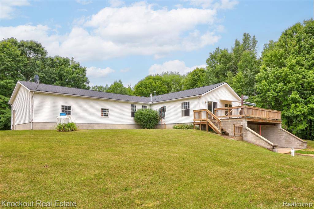 Vassar, MI 48768 9518,6275 Caine Road