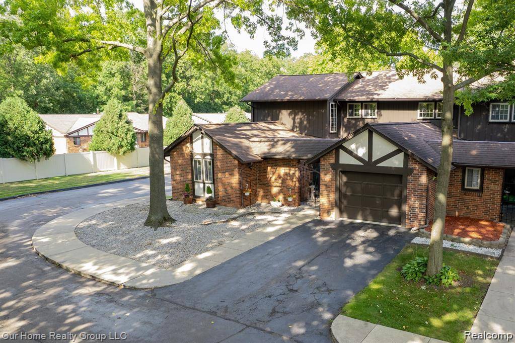 29284 Wellington Road, Southfield, MI 48034 4571
