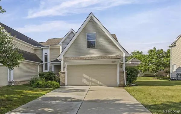 Farmington, MI 48336 1307,29719 Monterey Circle