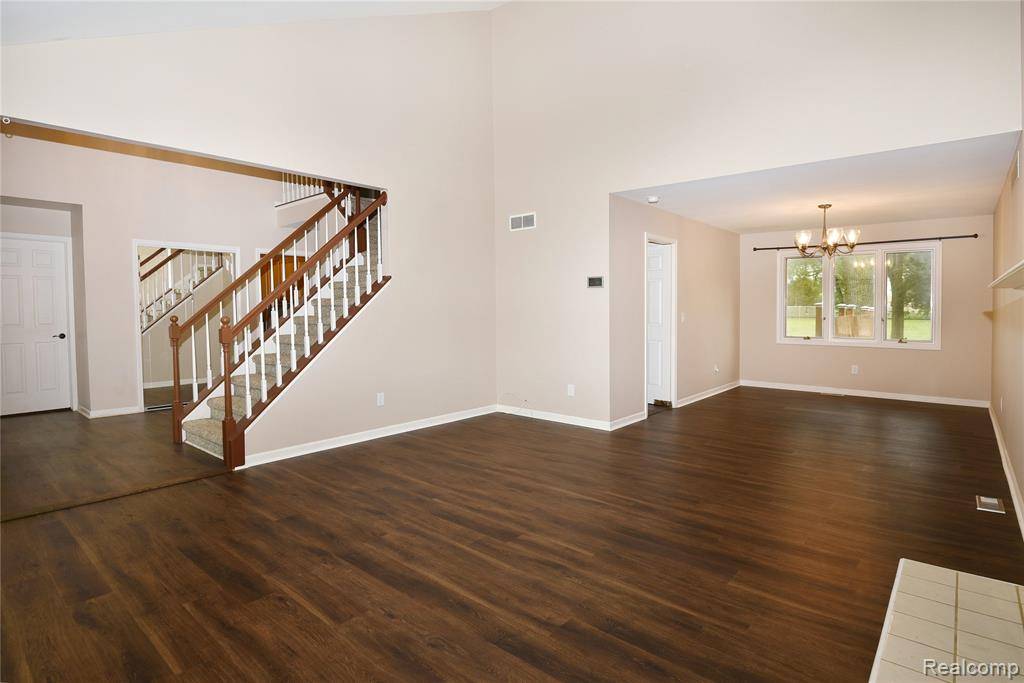 Troy, MI 48085 3200,5027 Shady Creek Drive