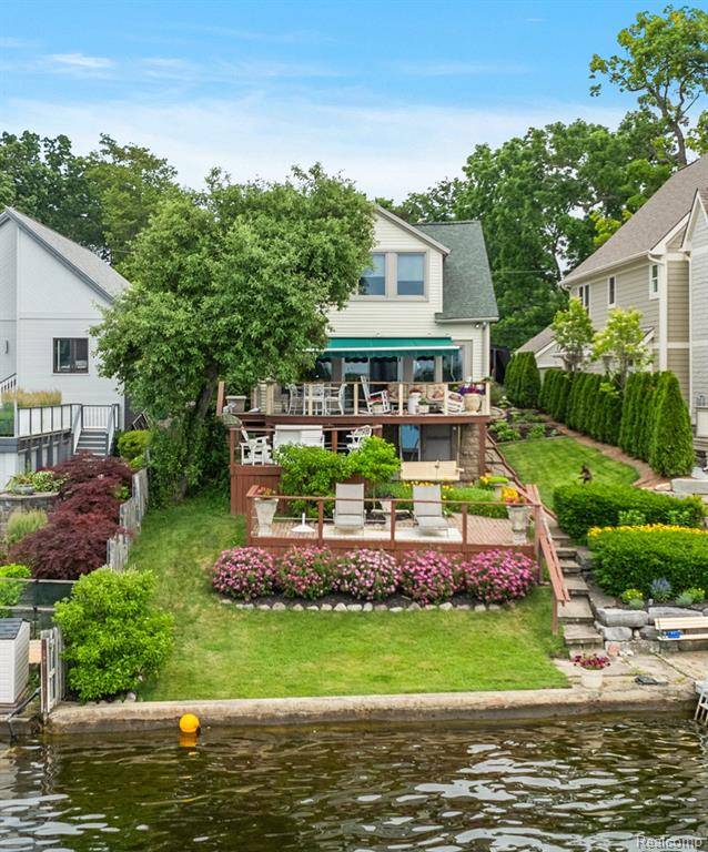 173 N NORTH SHORE Drive, Lake Orion, MI 48362 3068