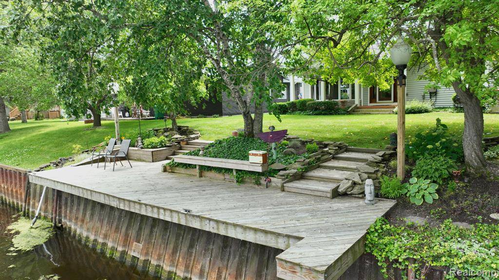 Bay City, MI 48706 1756,3507 Kawkawlin River Drive