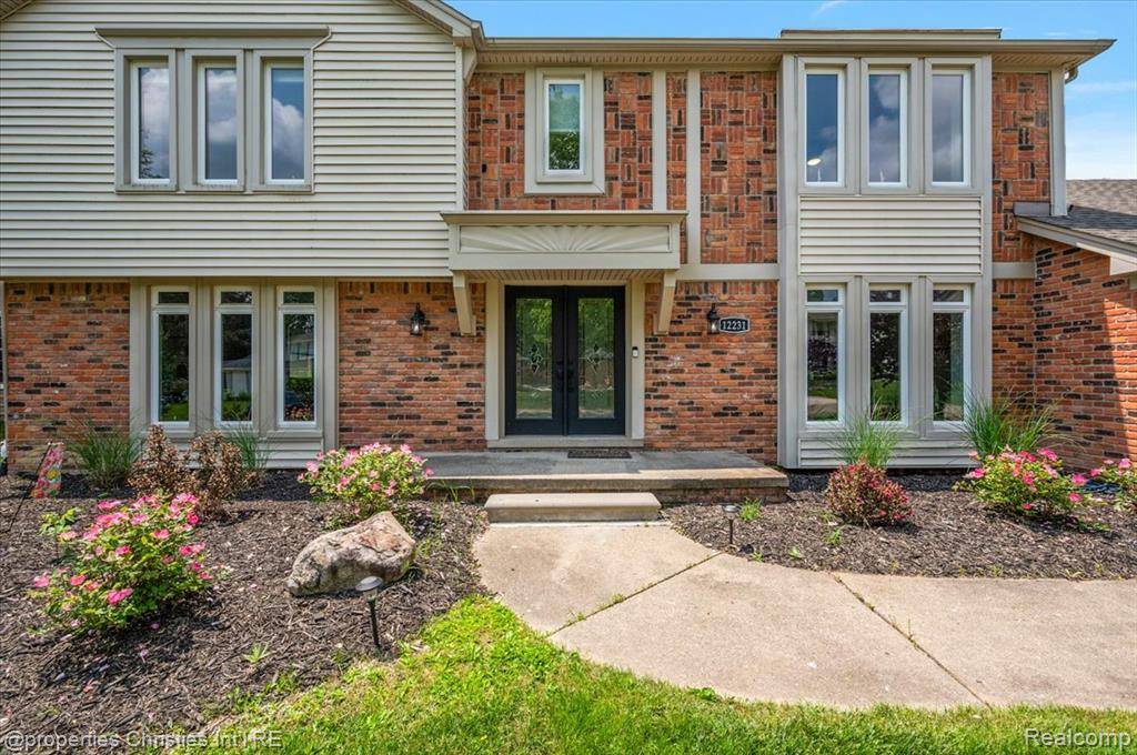 Plymouth, MI 48170 3053,12231 Hillside Drive