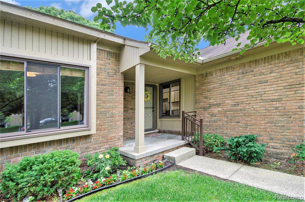 Rochester Hills, MI 48307 4248,654 Tennyson