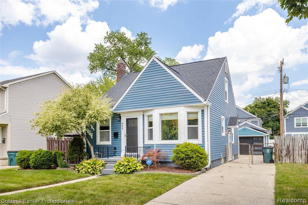 Royal Oak, MI 48067 3478,909 Hoffman Avenue