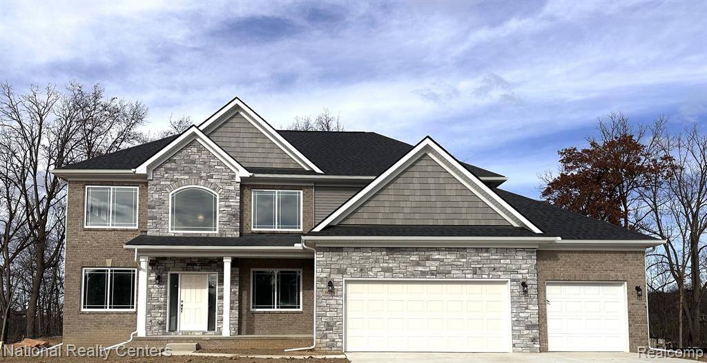 53184 Woodland Meadows, Chesterfield, MI 48047