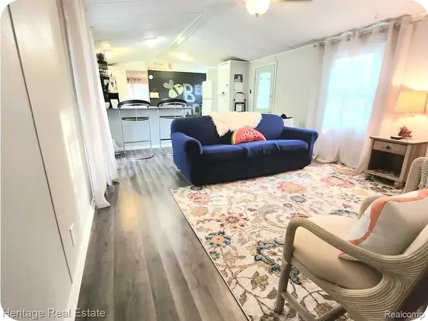 Update, MI 48647 8713,272 Reynard Drive